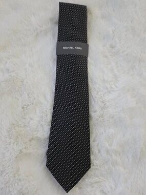 Michael Kors Mens Hammond Medallion Tie Black ONE SIZE